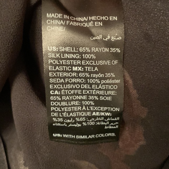 🌷WHBM CHIFFON Lined Off The Shoulder Top - Picture 6 of 11